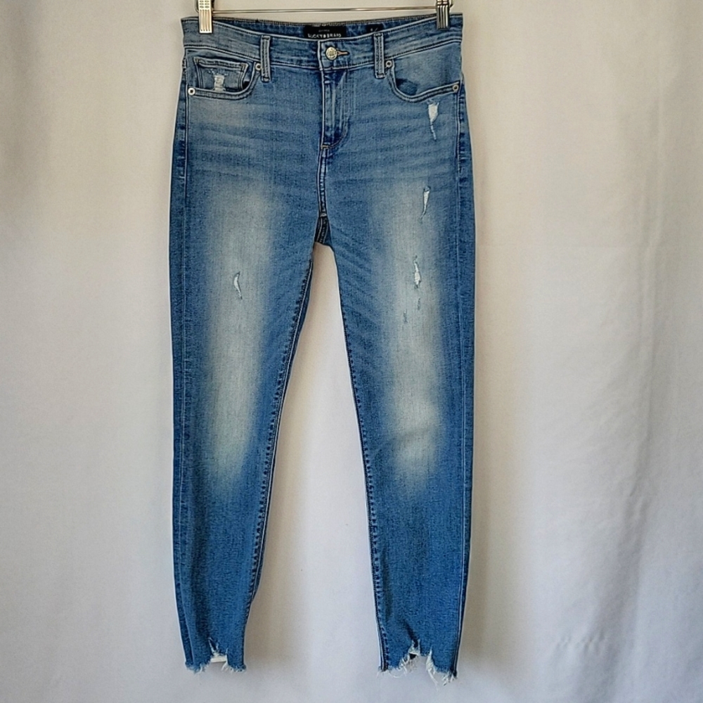 Lucky Brand Distressed Ava Crop Light Wash Size 6/28